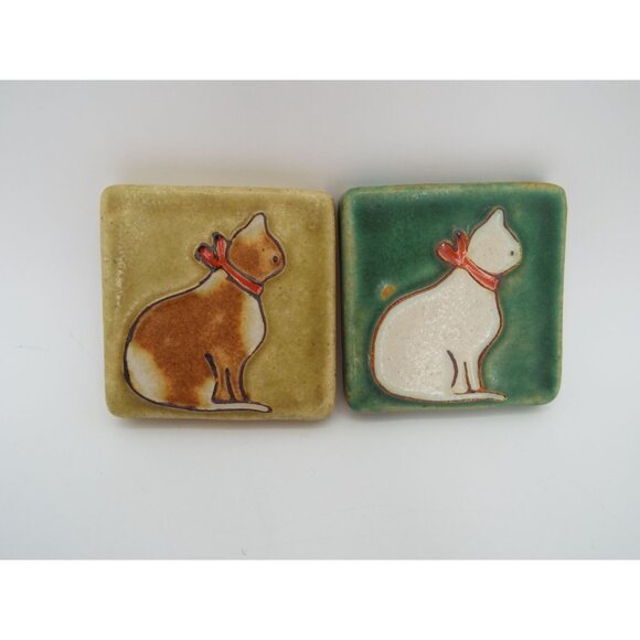 Pair of Pewabic Pottery Detroit Cat Tiles 2.75" - Picture 1 of 7